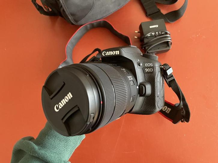 Canon EOS 90D + zoomlens EFS 18-135mm, TV, Hi-fi & Vidéo, Appareils photo numériques, Comme neuf, Reflex miroir, Canon, 4 à 7 fois