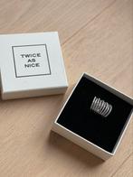 Zilveren brede ring met strass, Verzenden, Nieuw, 17 tot 18, Dame