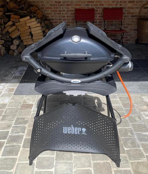 GasBBQ, Weber q 2200 stand black, Tuin en Terras, Gasbarbecues, Gebruikt, Ophalen
