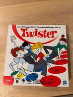 Gezelschapsspel Twister - vanaf 6 jaar, Trois ou quatre joueurs, Enlèvement, Utilisé, HASBRO