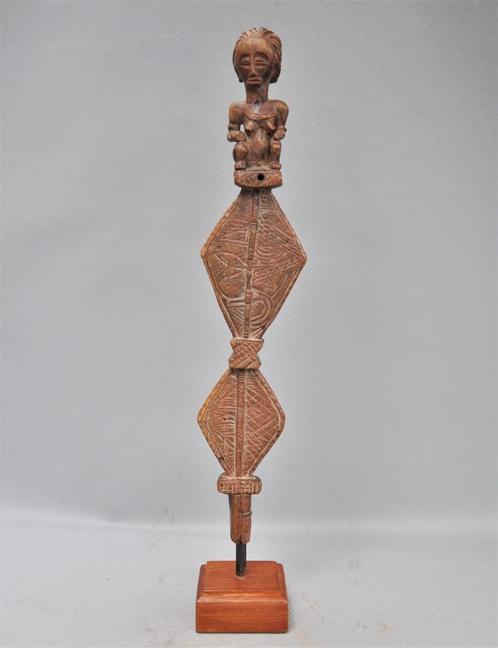 Verfijnd gestoken stafje van de LUBA, DR Congo, 1970-80, Antiek en Kunst, Kunst | Niet-Westerse kunst, Ophalen of Verzenden