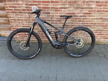 MOUTAINBIKE CUBE STEREO HYBRID 140 HPC750 RACE 2024  1000 Km beschikbaar voor biedingen