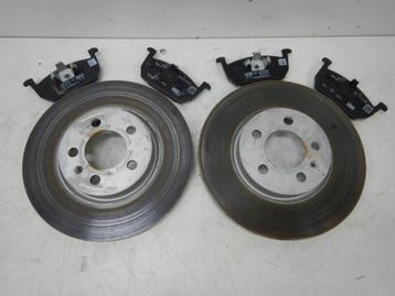 VW Polo 2G Remset Remschijf Remblok Voorzijde 2Q0615301H beschikbaar voor biedingen