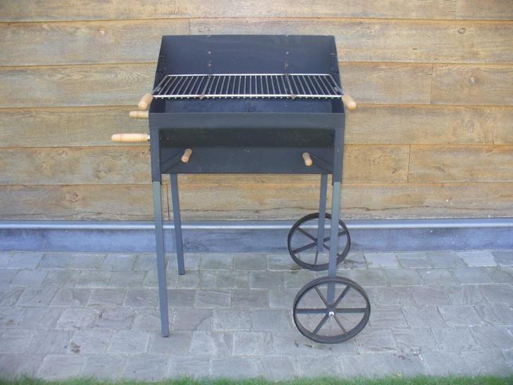 Barbeque    NIEUW, Tuin en Terras, Houtskoolbarbecues, Ophalen