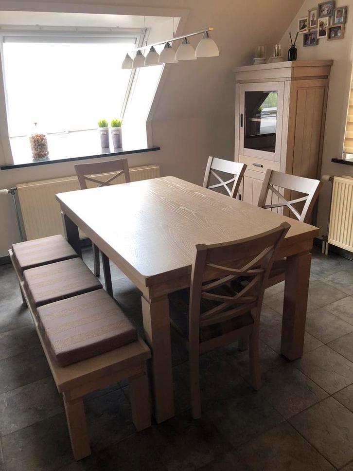 Eetplaats  Serie Kaprun (in gekraste eik) Belgisch product, Huis en Inrichting, Complete eetkamers, Zo goed als nieuw, Ophalen