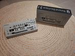 Roland TB-03 synthesizer, Ophalen, Roland