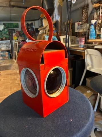 Lampadaire de signalisation routière vintage beschikbaar voor biedingen