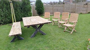 Magnifique table de jardin avec banc et 4 chaises en teck