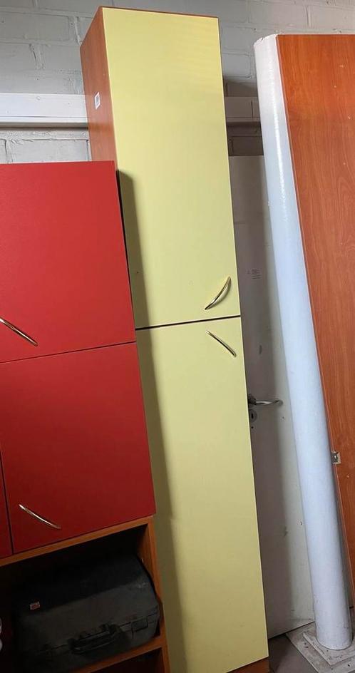 Retro hoge kolomkast – 240 cm hoog met leggers en deuren, Huis en Inrichting, Kasten | Overige, Zo goed als nieuw, Ophalen