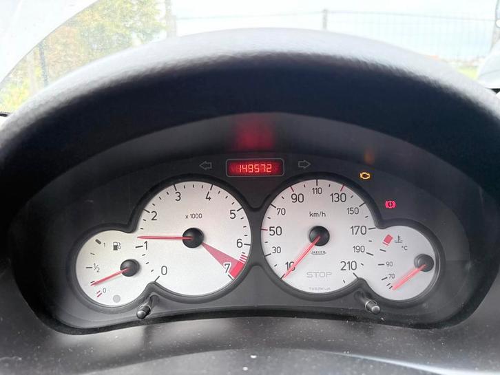 Peugeot 206 pour piece ou a reparer, Auto-onderdelen, Motor en Toebehoren, Ophalen
