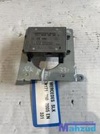 MERCEDES SLK R171 antenne versterker 2005-2011 2118200885, Auto diversen, Autoradio's, Ophalen of Verzenden