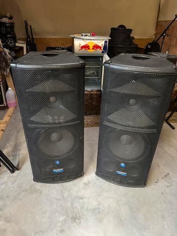 Mackie sr1530z 3-weg speakers