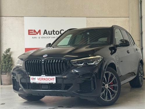 BMW X5 45e 3.0 M Shadow PHEV 11/2022-Pano-CAM-Assist-CarPlay, Auto's, BMW, Bedrijf, Te koop, X5, Achteruitrijcamera, Adaptive Cruise Control