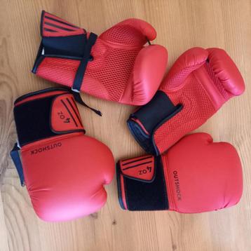 gants de boxe  enfant  4ans        * 2 paires disponible aux enchères