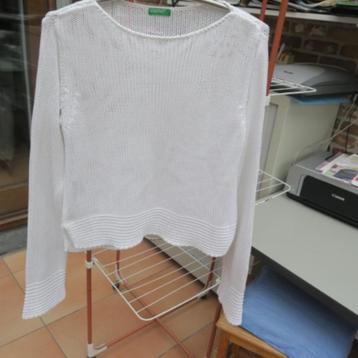 Sweater gebreid wit United colors of Benetton mt 40 beschikbaar voor biedingen