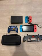 Nintendo Switch + Puce Picofly + Carte SD 512Go +, Games en Spelcomputers, Gebruikt, Met 2 controllers, Ophalen of Verzenden, Switch Original