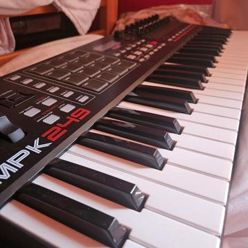 akai mpk 249 NEUF