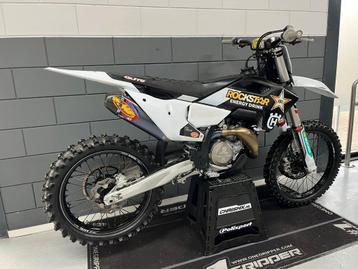 Husqvarna FC 450 Rockstar Edition 250 25 uur !! beschikbaar voor biedingen