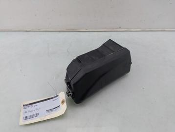 BOITIER FUSIBLES Audi A1 Sportback (GBA) (01-2018/-), Utilisé, Audi