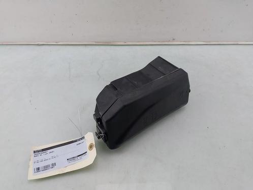 ZEKERINGKAST Audi A1 Sportback (GBA) (01-2018/-), Auto-onderdelen, Elektronica en Kabels, Audi, Gebruikt