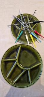 Assiettes à fondue vintage, Assiettes(s), Comme neuf, Enlèvement, Autres styles