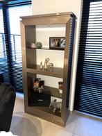 Eric Kuster vitrinekast, Huis en Inrichting, Kasten | Vitrinekasten, Ophalen, Met plank(en), Kunststof, Gebruikt