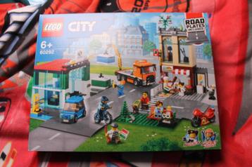 LEGO 60292 City Stadscentrum - Nieuw in de doos. beschikbaar voor biedingen