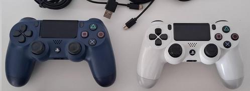 PS4 controllers (origineel) : 1x Blue, 1x White, Games en Spelcomputers, Spelcomputers | Sony Consoles | Accessoires, Gebruikt