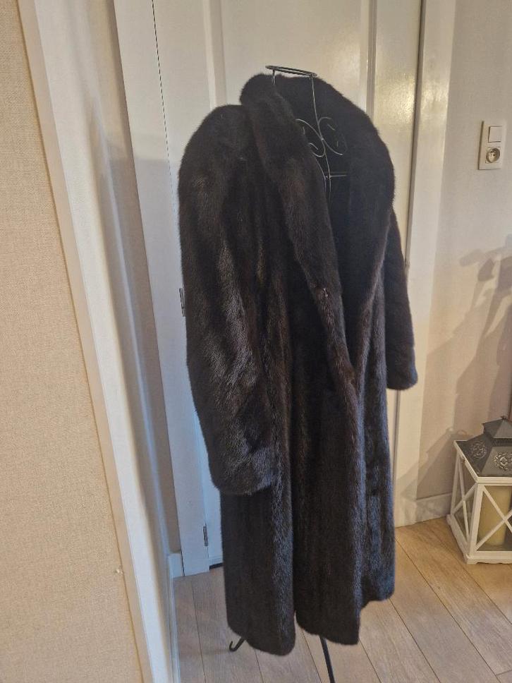 Manteau vison long femme, Antiquités & Art, Antiquités | Vêtements et Textile, Femmes, Enlèvement