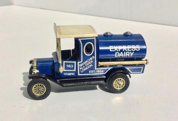 Matchbox 1912 Ford Model T – Express dairy 1:35 beschikbaar voor biedingen