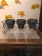 Staander met 3 bloempotten voor tuin of huis, Tuin en Terras, Ophalen of Verzenden, Zo goed als nieuw, Metaal, Tuin