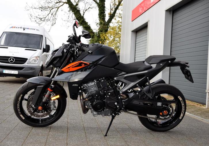 KTM 990 Duke BTW-Motor, Motoren, Motoren | KTM, Bedrijf, Naked bike, meer dan 35 kW, 2 cilinders, Motorrijbewijs A, ABS, Cruise Control