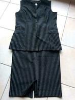 Ensemble (42/44), Taille 42/44 (L), Enlèvement ou Envoi, Comme neuf, Sous le genou