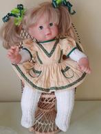 Mooie pop met zitstoeltje, Kinderen en Baby's, Speelgoed | Poppen, Ophalen, Zo goed als nieuw