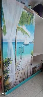 Gratis kledingkast moet weg, Huis en Inrichting