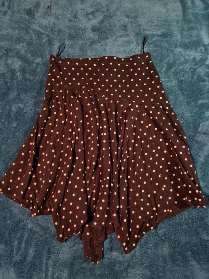 Rok H&M maat 38 polkadot , asymmetrische snit met elastiek, Kleding | Dames, Rokken, Gedragen, Maat 38/40 (M), Ophalen of Verzenden