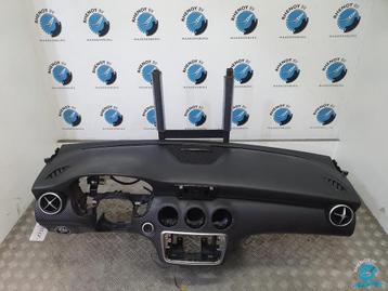 Mercedes A klasse 176 2015 airbagset zoals afgebeeld beschikbaar voor biedingen