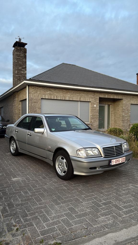 Mercedes C180 Benzine automaat, Auto's, Mercedes-Benz, Particulier, C-Klasse, ABS, Airconditioning, Alarm, Bluetooth, Centrale vergrendeling