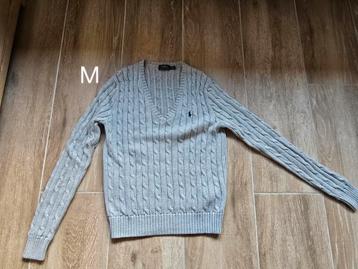 Vrouwen kleren beschikbaar voor biedingen