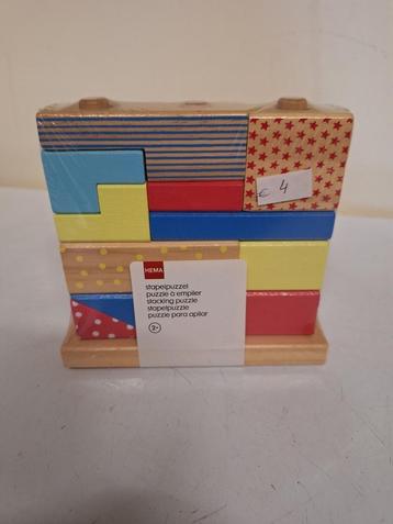 stapelpuzzel beschikbaar voor biedingen