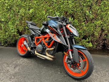 KTM - SuperDuke 1290R