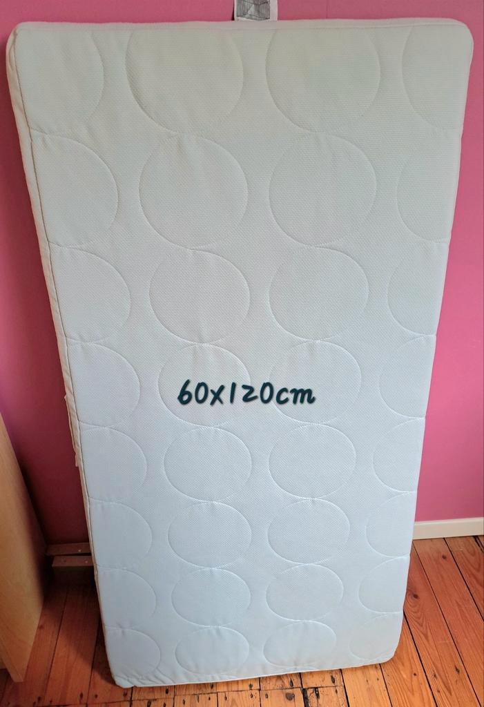 Matras- en lakenset, Kinderen en Baby's, Kinderkamer | Beddengoed, Kussen, Wit, Ophalen