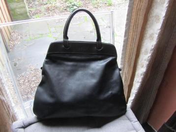 DELVAUX Zwarte leren tas met logo beschikbaar voor biedingen