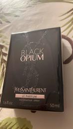 Black opium ysl le parfum 50 ml, Bijoux, Sacs & Beauté, Comme neuf