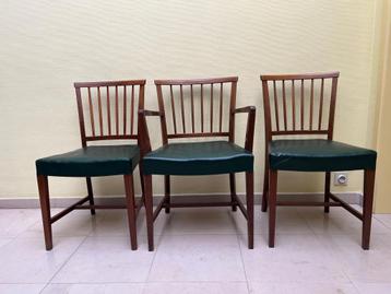 3 chaises scandinaves mid century bois et cuir vert 