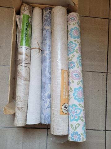 rollen retro behangpapier, Enlèvement