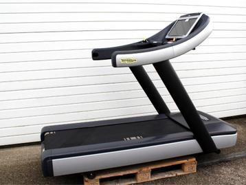 Technogym Run Now Excite+ 700 Unity Loopband Treadmill beschikbaar voor biedingen