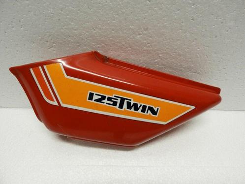 CB125 1970 - 1971 Honda Cover Cover onder zadel D1-44316, Motoren, Onderdelen | Honda