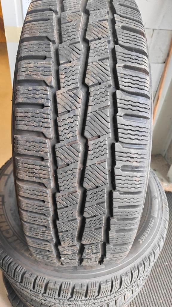 225/65r16c Michelin winterbanden 8mm 60€ per stuk met montag, Auto diversen, Autosport-onderdelen, Ophalen of Verzenden
