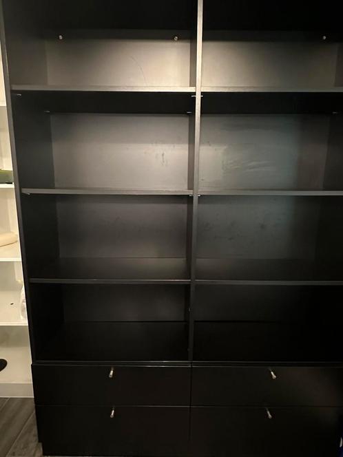 Boekenkast of bibliotheek in zeer goede staat, Huis en Inrichting, Kasten | Boekenkasten, Zo goed als nieuw, Ophalen